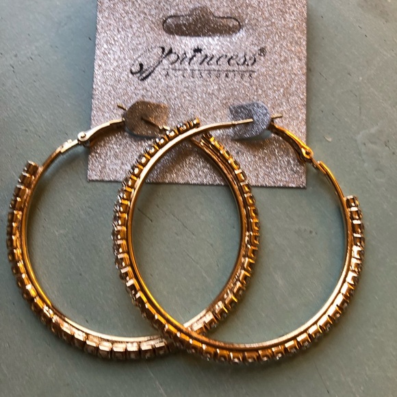 💚GOLD EARRINGS💚 - Picture 3 of 4